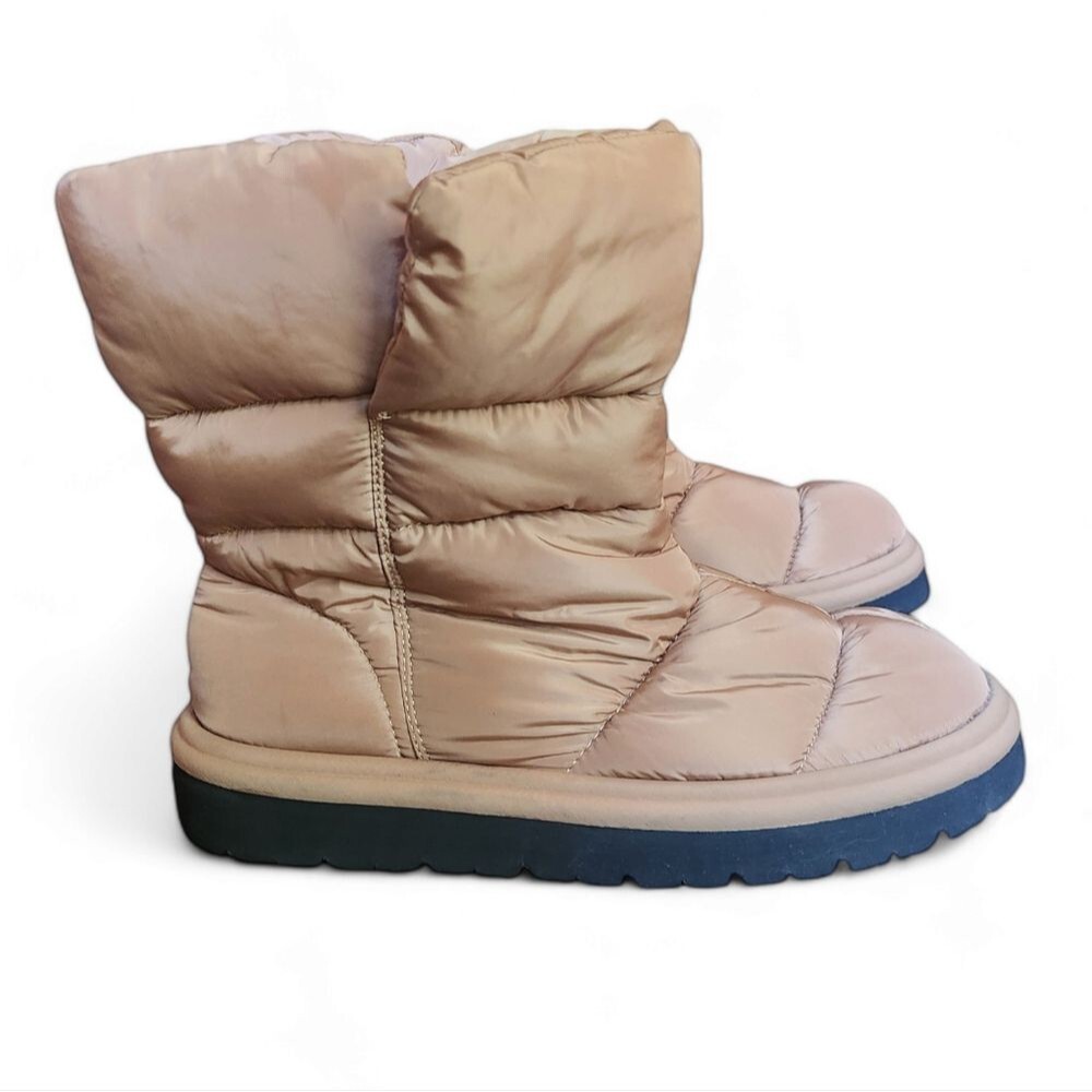 Zara quilted beige puffy boots women's 10 EU 41. Comfy fall winter.